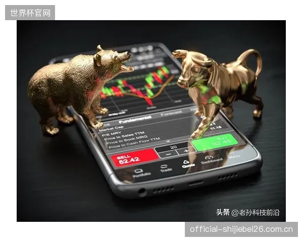 拉菲尼亚伤愈后状态回升，安切洛蒂或将围绕其设计边路进攻战术以激活巴西攻击群。